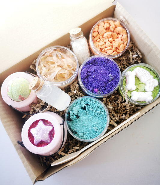 Halloween Bath Potion Kit | Witchcraft & Boneyard Cauldron Bath Set | Spooky Bath Fun