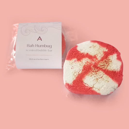 Christmas red and white striped peppermint and buttercream bubble bar