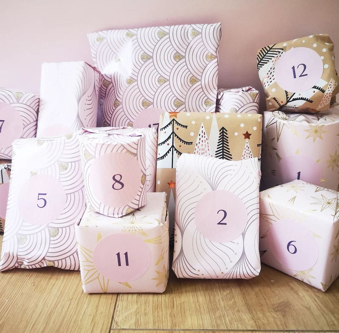 Plastic free luxury cosmetic advent calendar with 24 vegan-friendly, gift-wrapped gifts to open